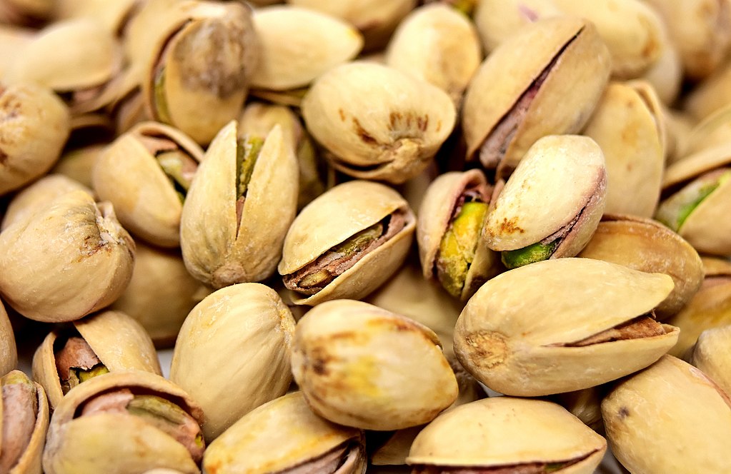 unsalted dried pistachio