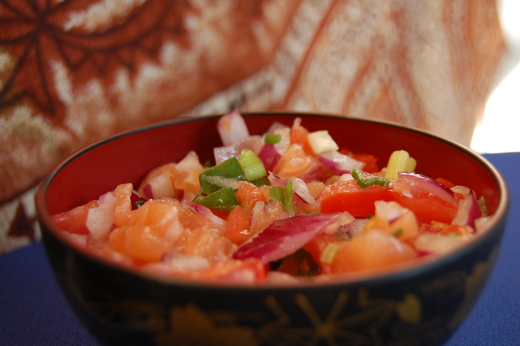 lomi salmon in bowl