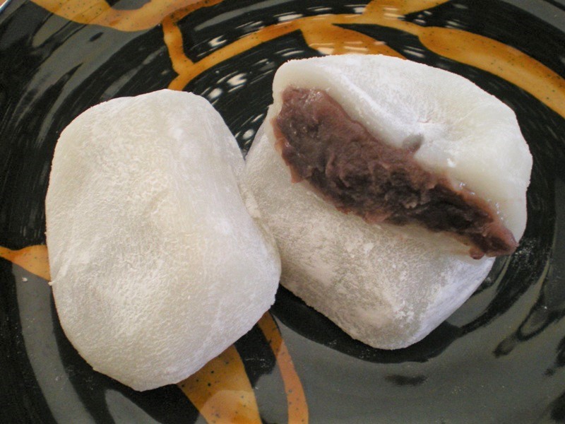 mochi with red bean